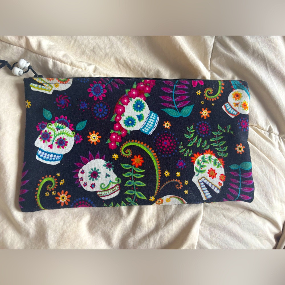 Sugar skull make up bag
